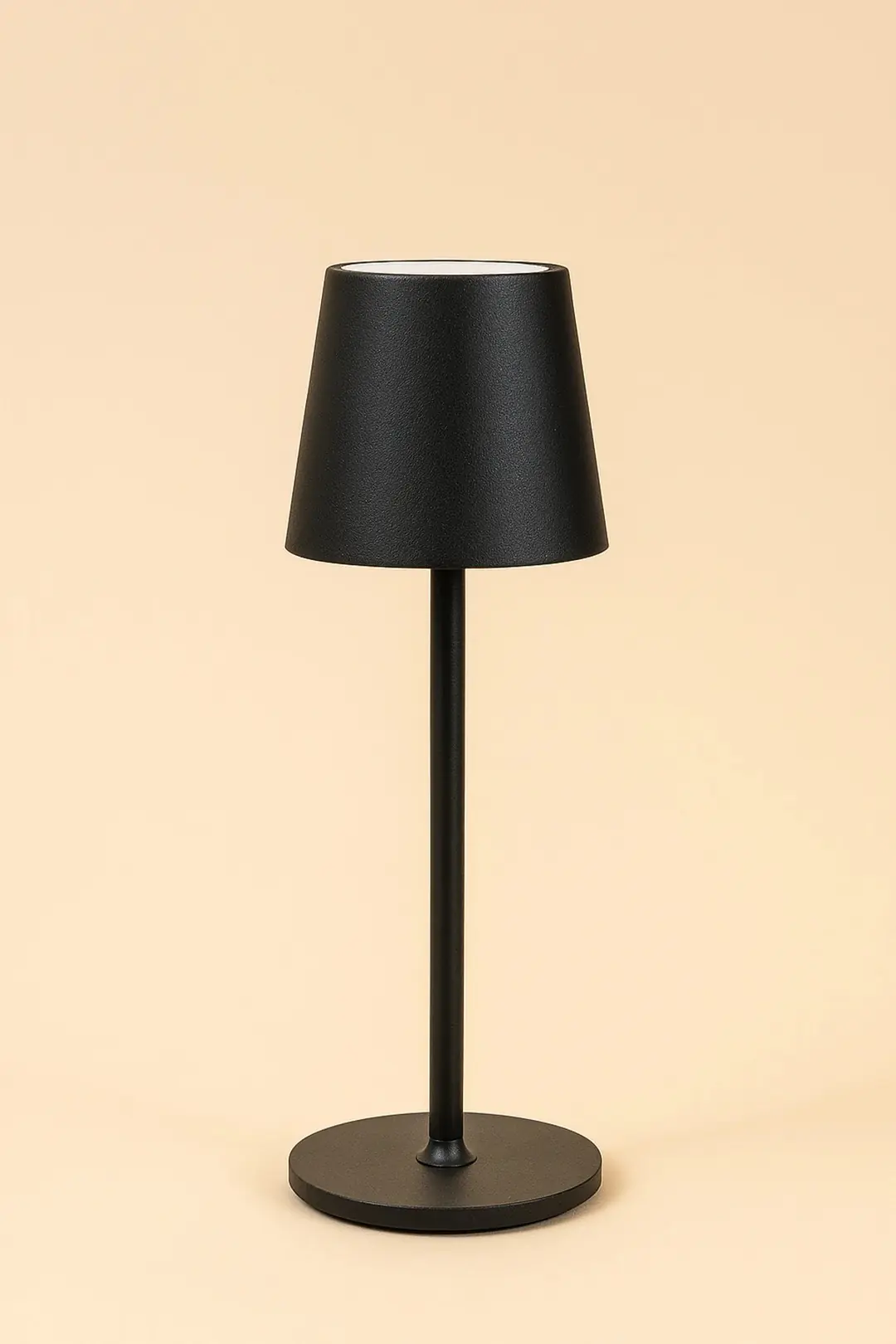 ŞENKRD MİEN LED LAMBA 1497